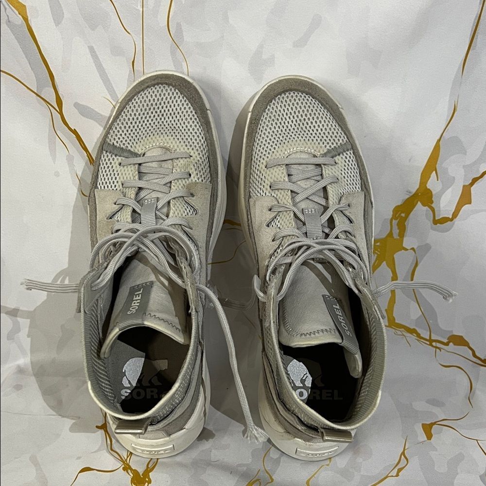 *🍁FALL VIBE🍁
Sorel ONA 503 Knit Mid sneaker in the Moonstone/Dove colorway - Picture 11 of 13